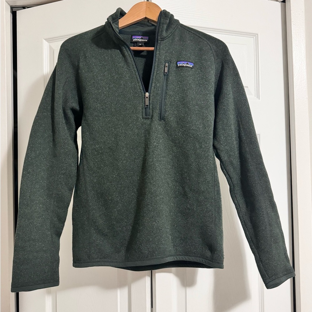 Patagonia Women's Dark Green Zip Up Jacket